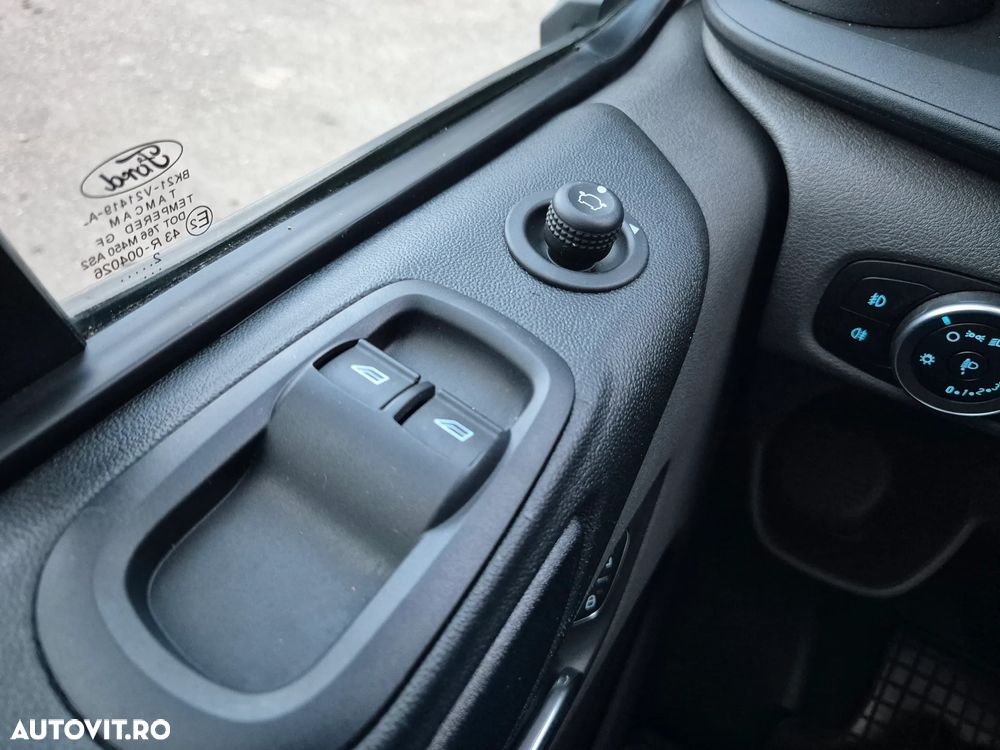 Ford Transit Custom Kombi 320 2.0 EcoBlue 130 CP L2H1 Trend Aut. - 26