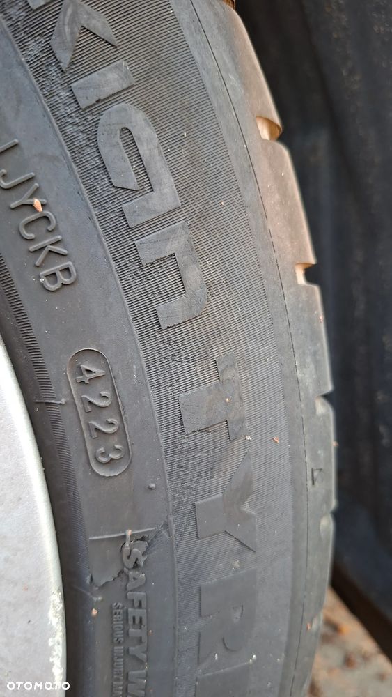 Mazda 3 2.0 MZR DISI Exclusive-Line - 12
