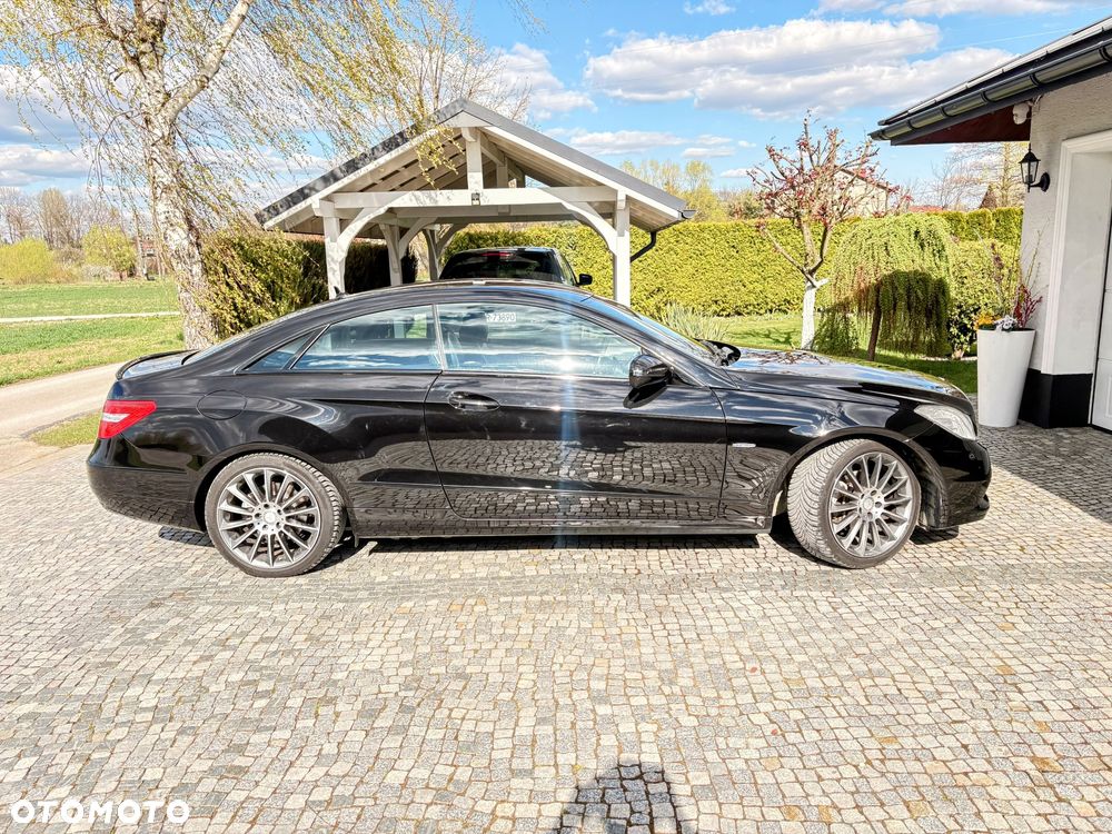Mercedes-Benz Klasa E 250 CGI BlueEffICIENCY - 1
