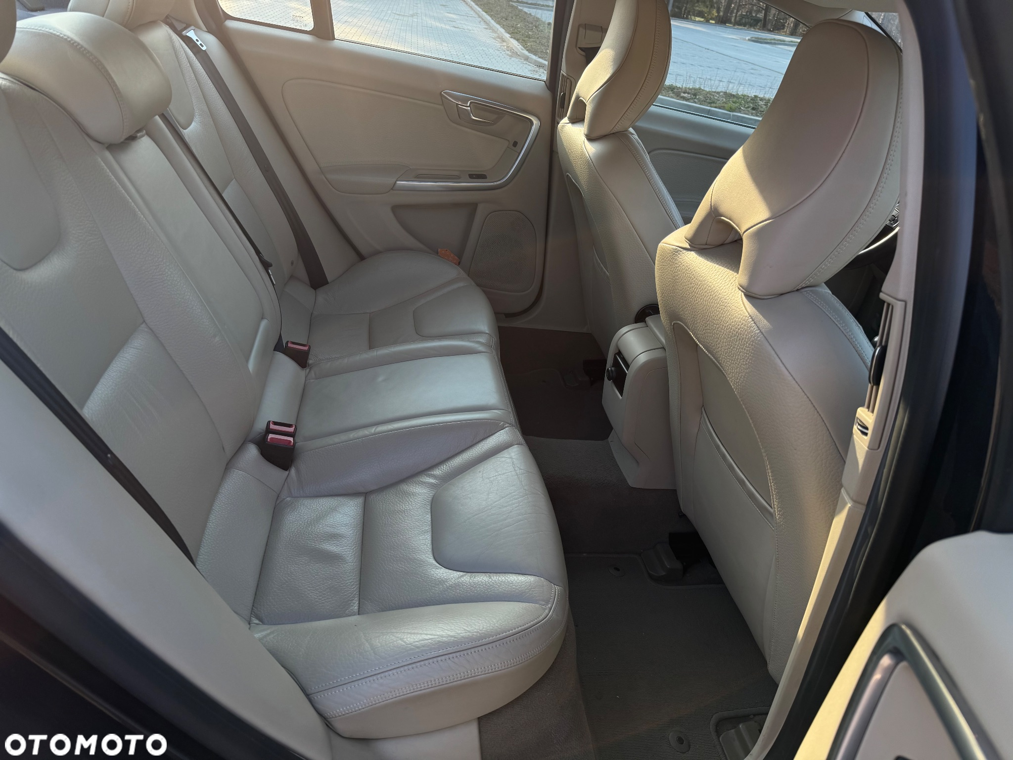 Volvo S60 D3 Summum - 17