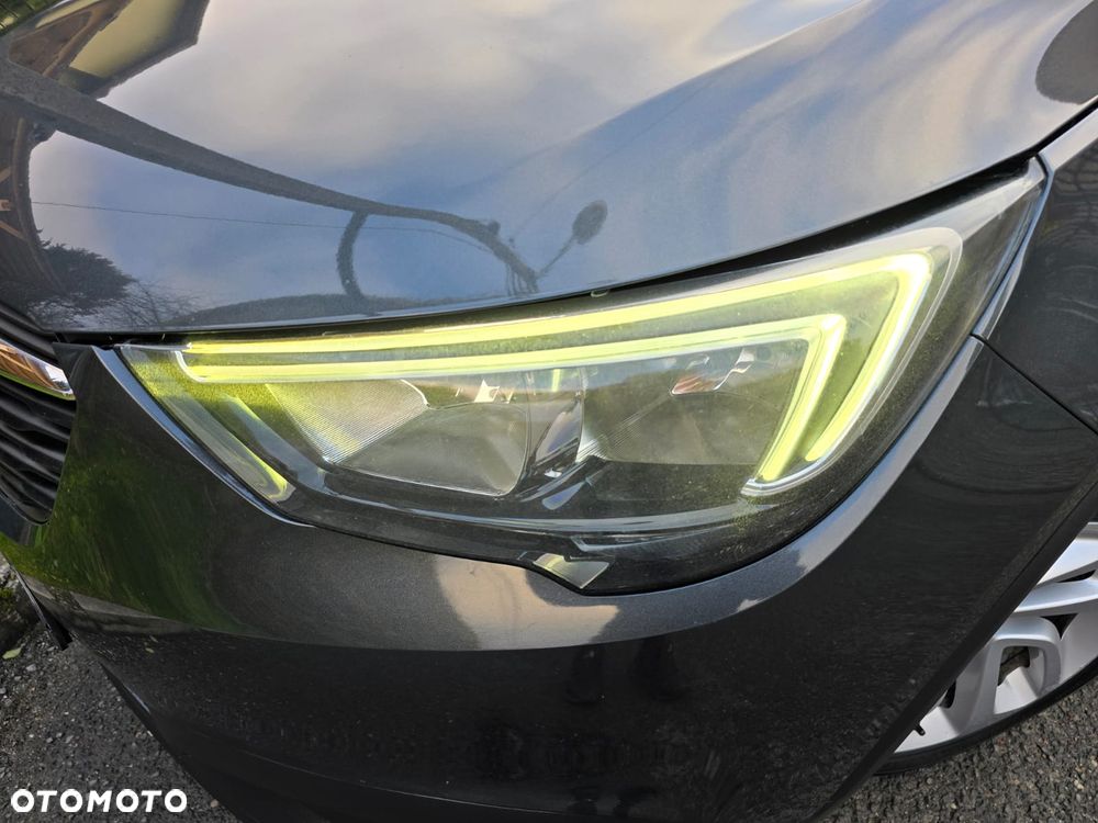 Opel Crossland X - 17