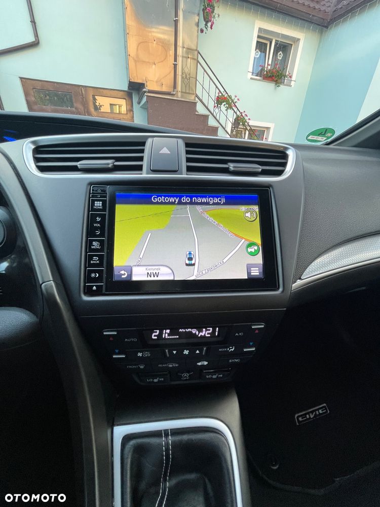 Honda Civic 1.8 i-VTEC Sport - 17