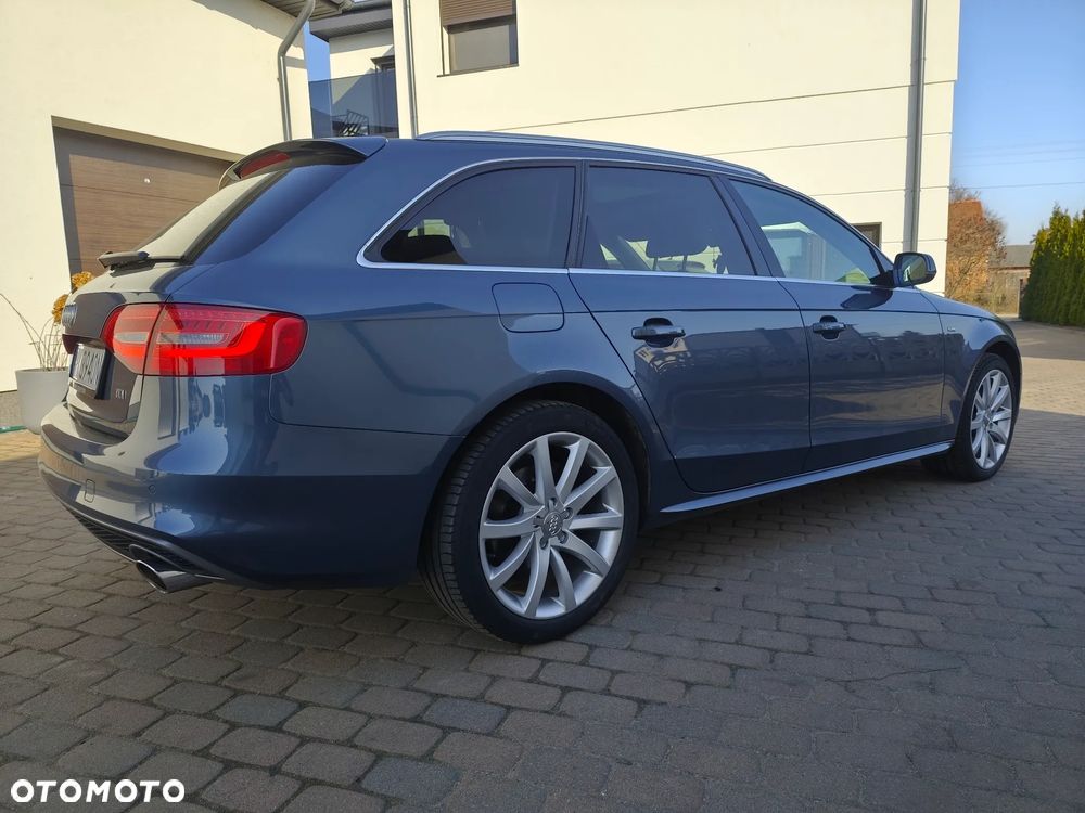 Audi A4 Avant 3.0 TDI - 14