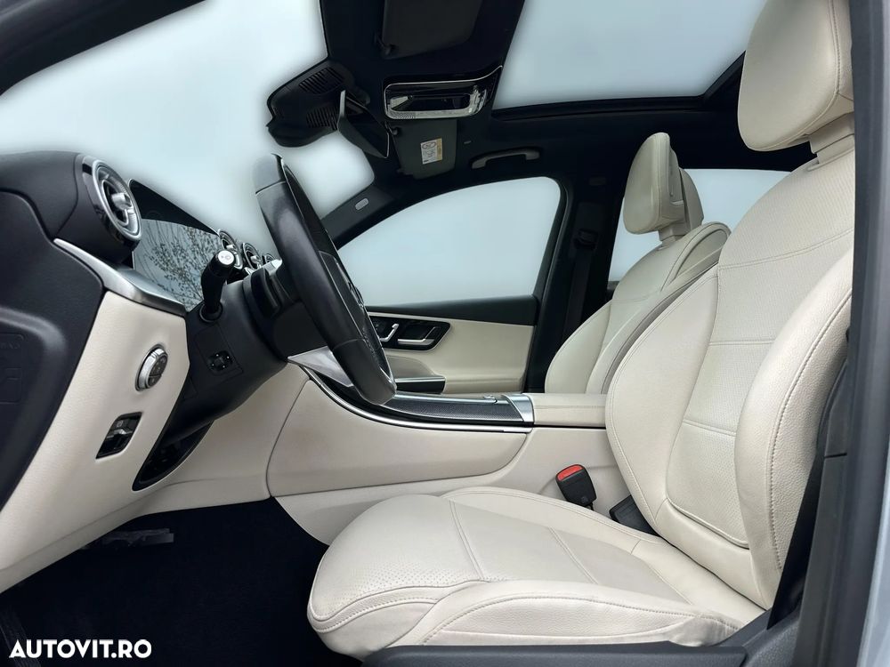 Mercedes-Benz GLC - 25