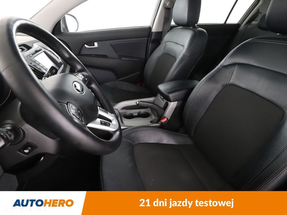 Kia Sportage - 10