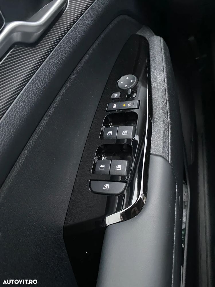 Kia Sportage 1.6 T-GDI MHEV 7DCT HP 4x2 Style - 19