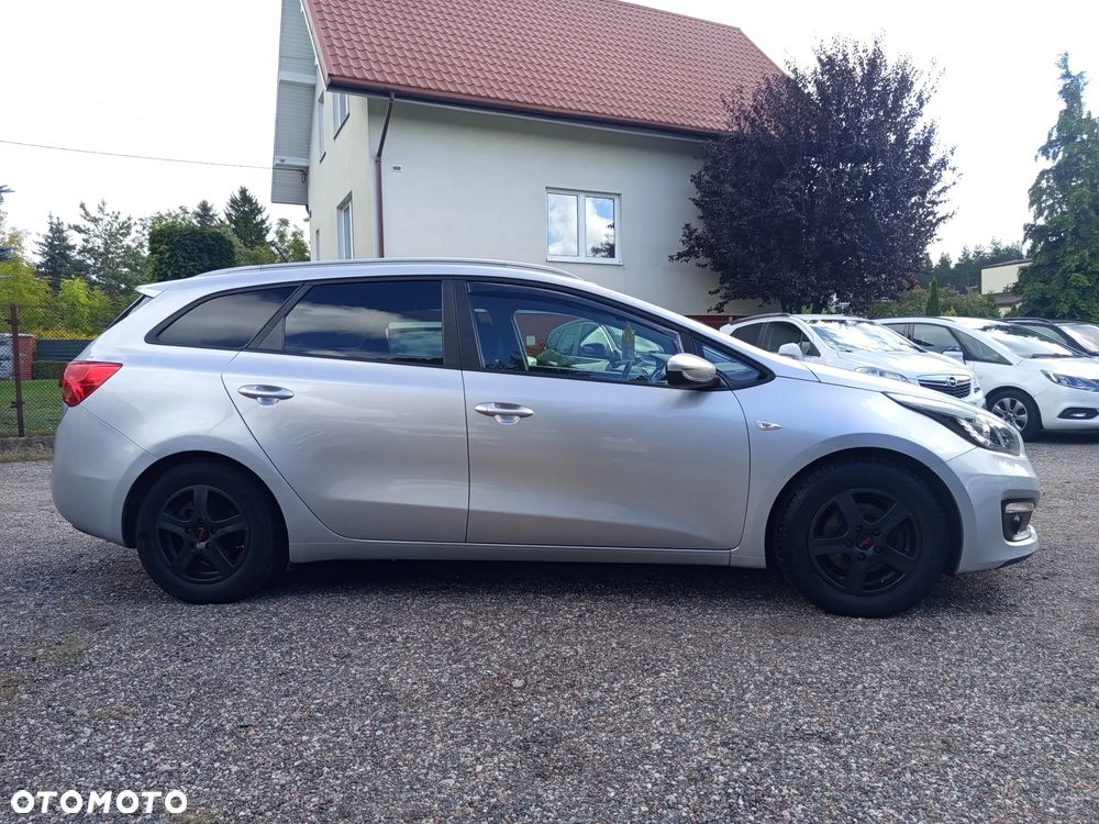 Kia Ceed - 15