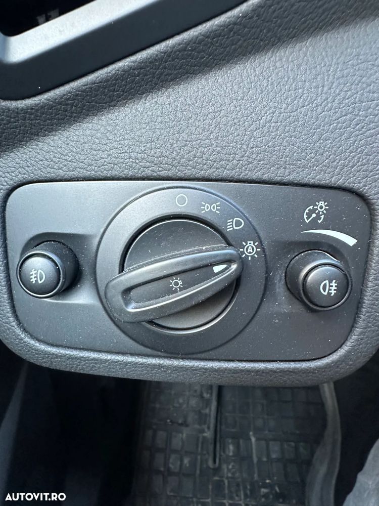 Ford Kuga 2.0 TDCi 4WD Powershift ST-Line - 13