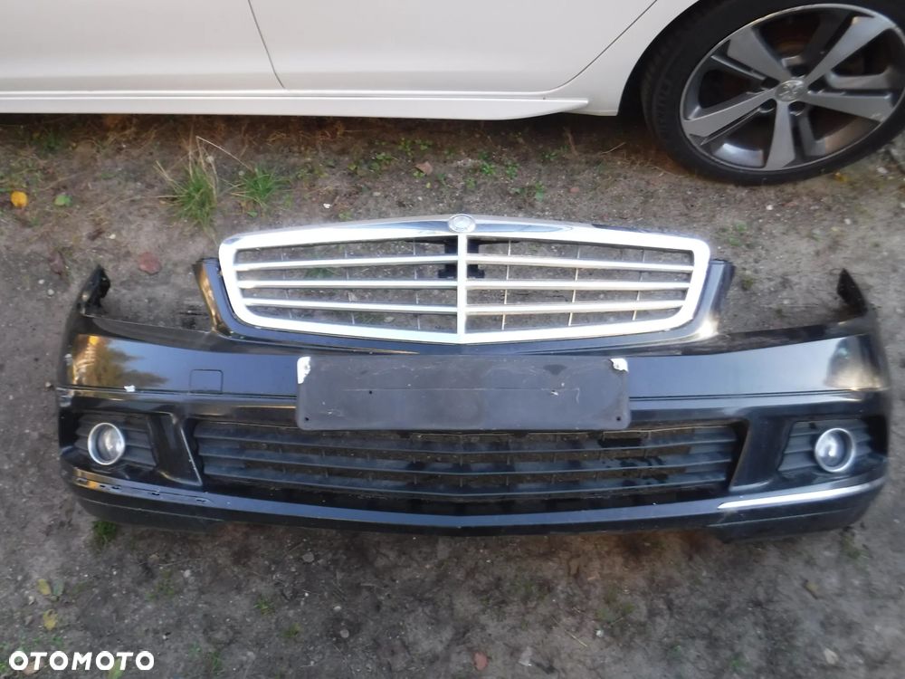 Mercedes C Klasa W204 sedan zderzak C197 197 6X PDC grill - 6