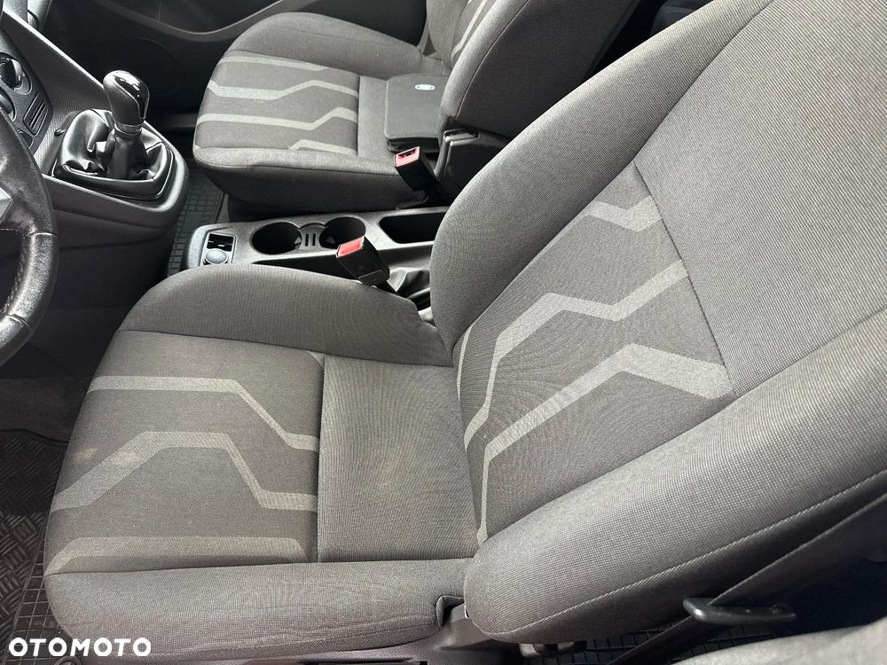 Ford Tourneo Connect 1.5 TDCi Trend - 22