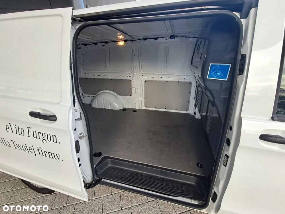 Mercedes-Benz eVito - 17
