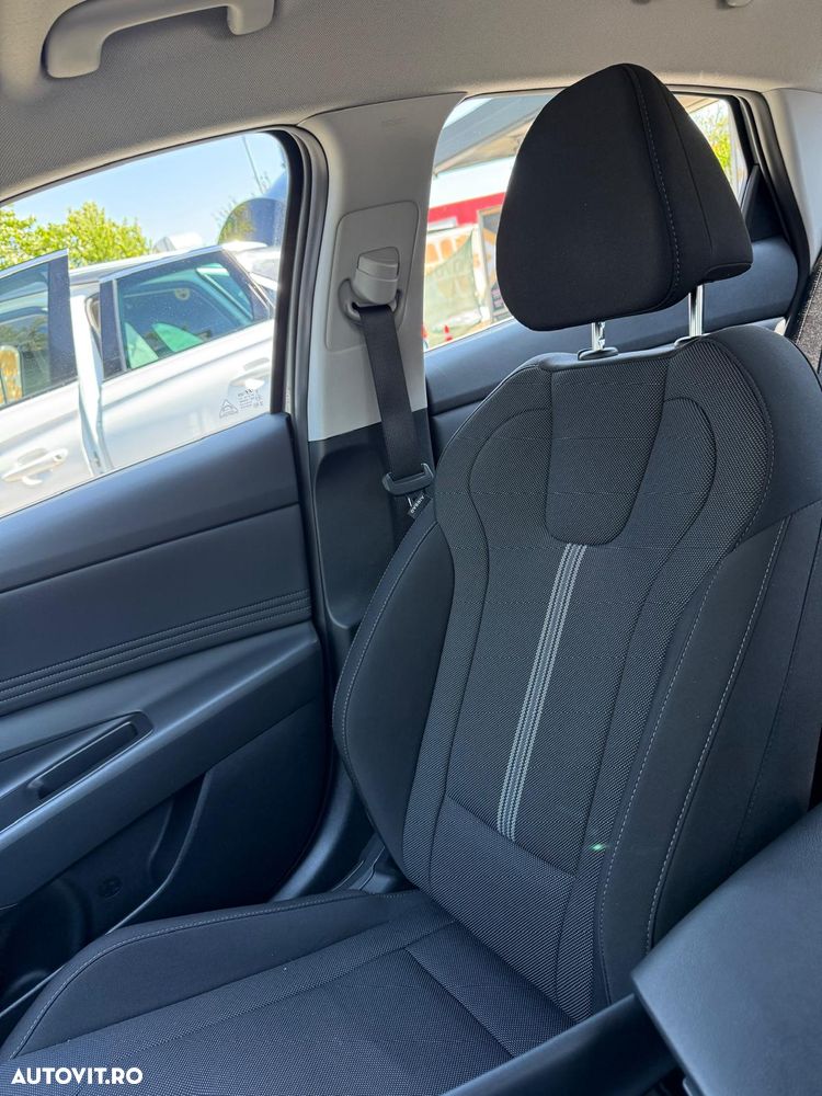 Hyundai Elantra 1.6 l 123 CP CVT Highway - 25