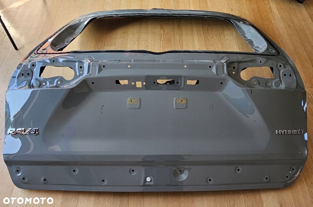 KLAPA TYLNA BAGAŻNIKA TOYOTA RAV4 V HYBRID - 3