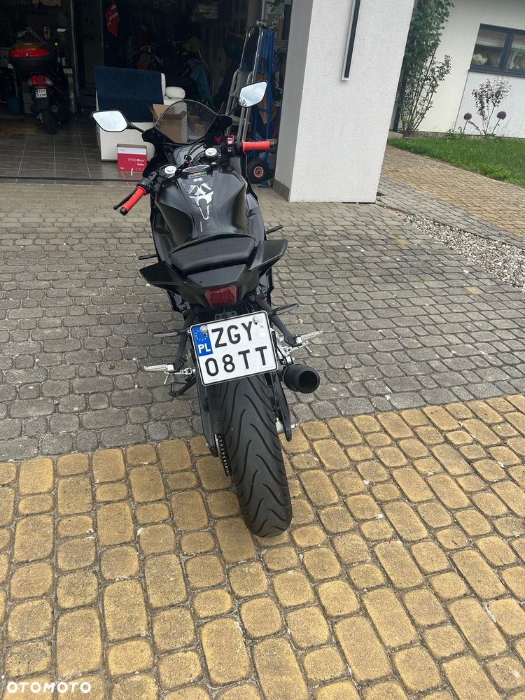 Yamaha R125 - 2