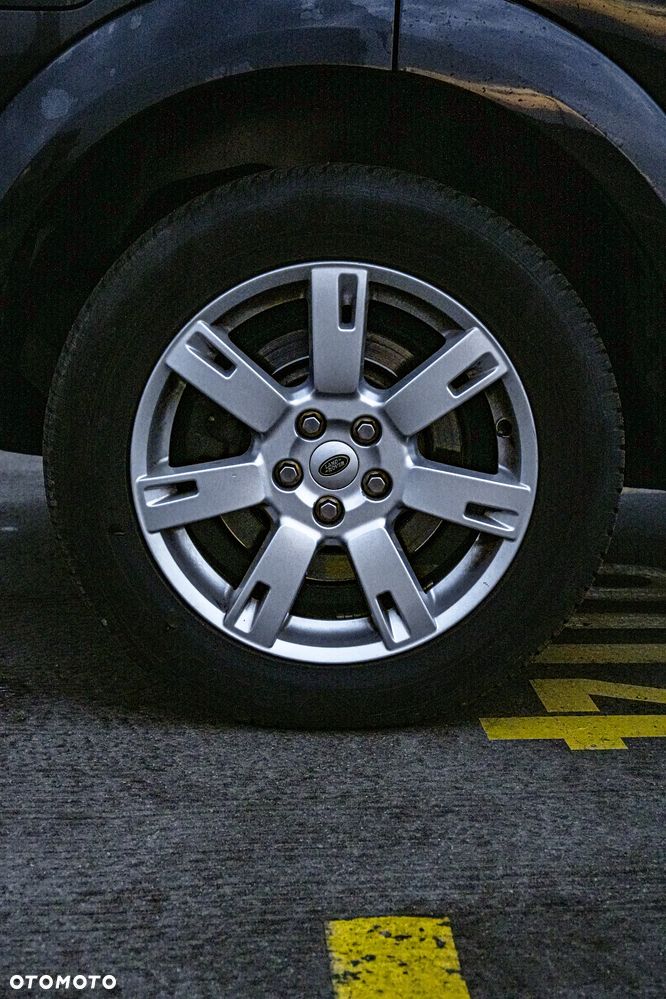 Land Rover Discovery 3.0 TD V6 SE - 15