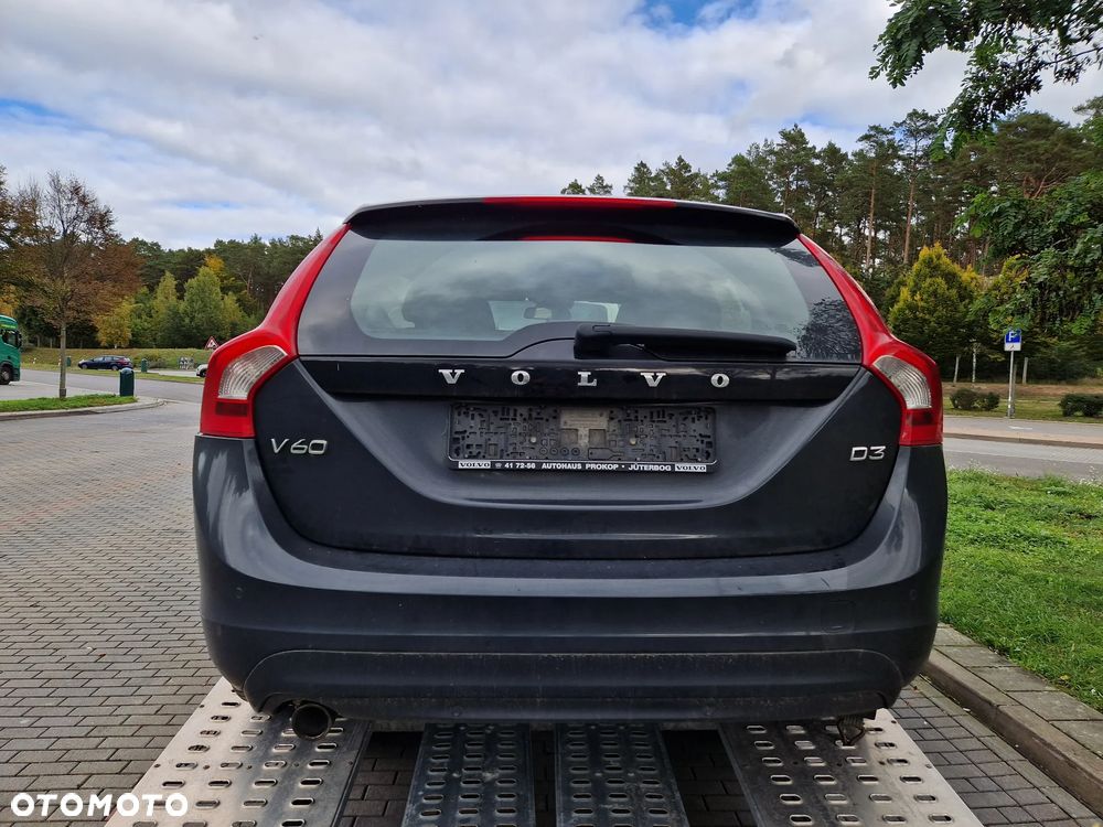Volvo V60 D3 Kinetic - 5