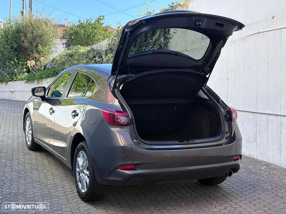 Mazda 3 Hatchback 1.5 Sky-G Evolve HS Navi - 26