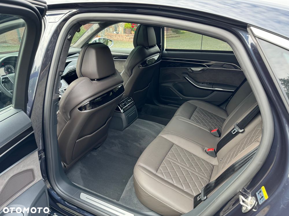 Audi S8 - 6