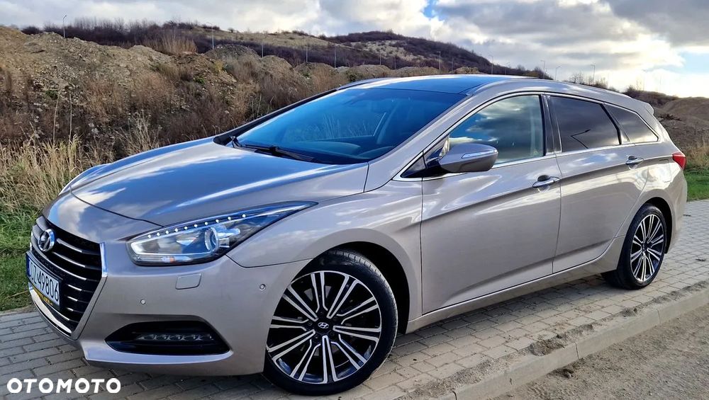 Hyundai i40 Kombi blue 1.7 CRDi DCT Premium - 1