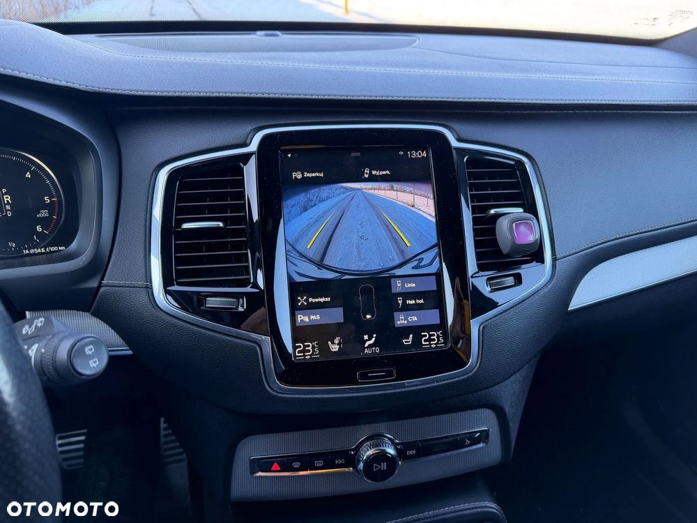 Volvo XC 90 D5 SCR AWD R-Design - 10
