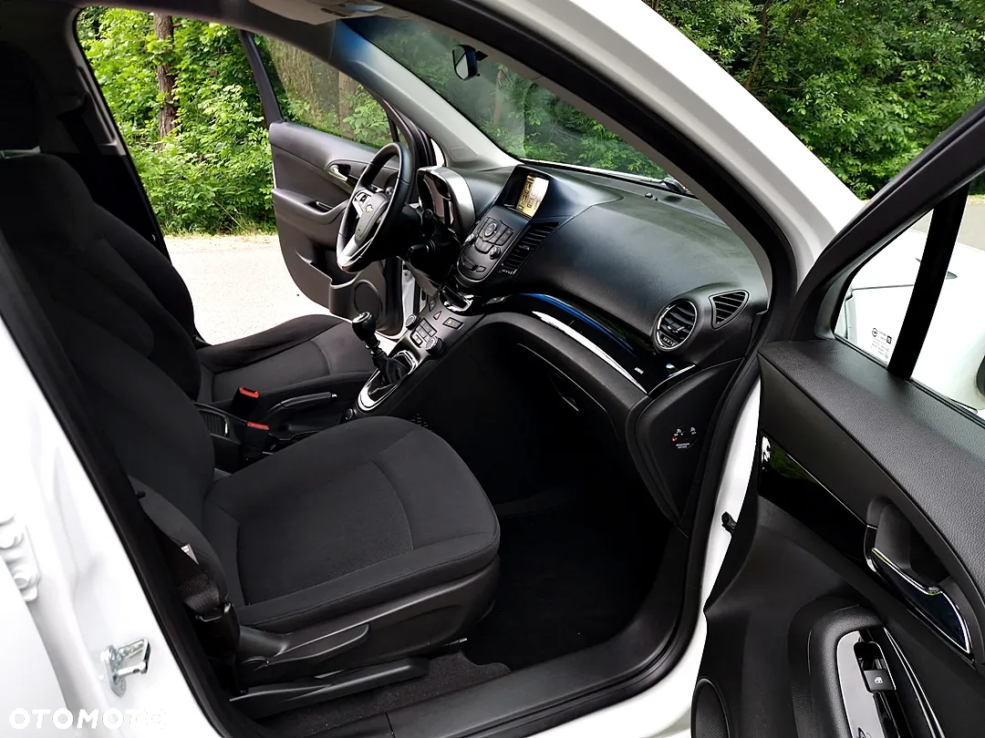 Chevrolet Orlando 2.0 TD LTZ - 25
