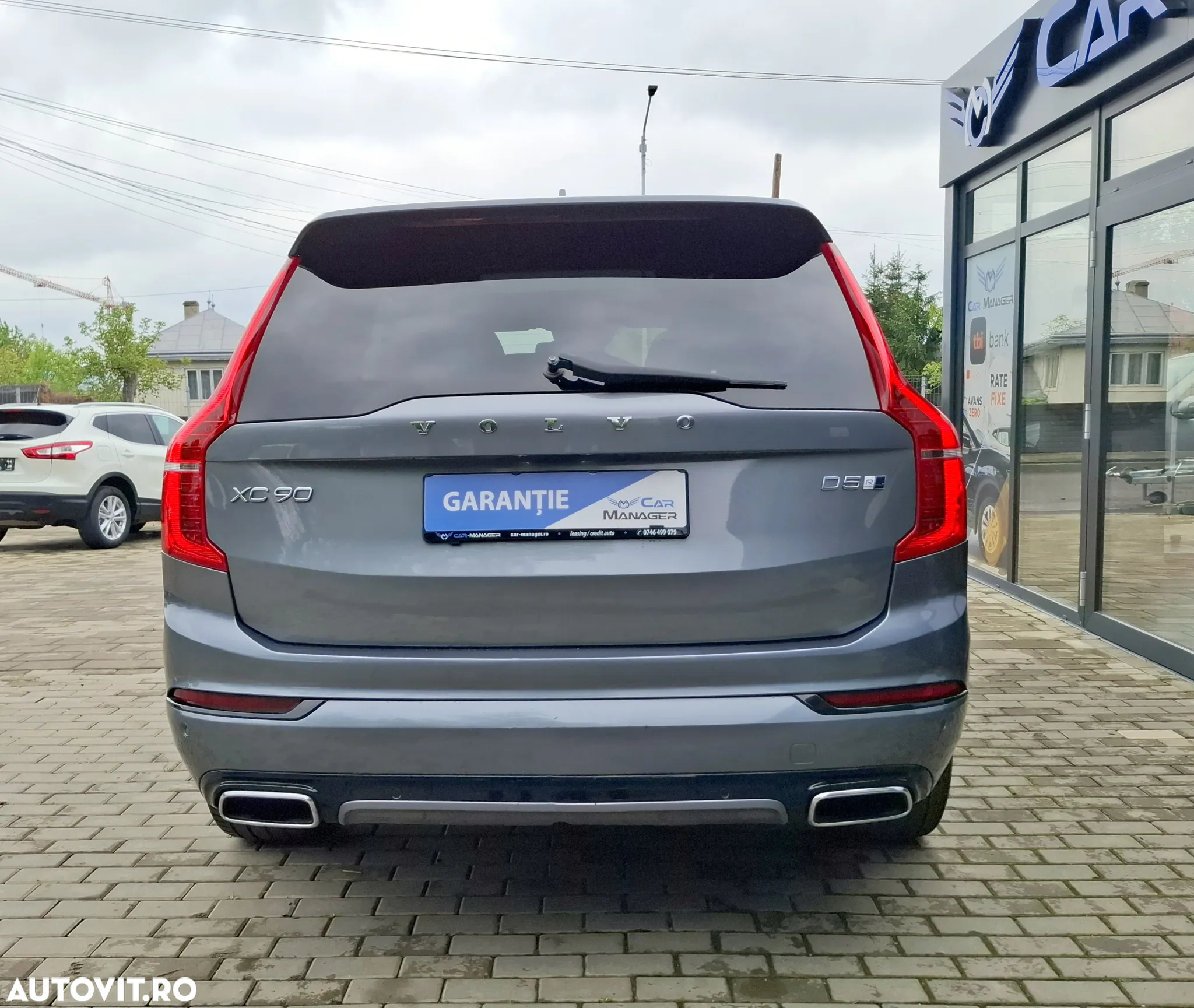 Volvo XC 90 D5 AWD R-Design - 6