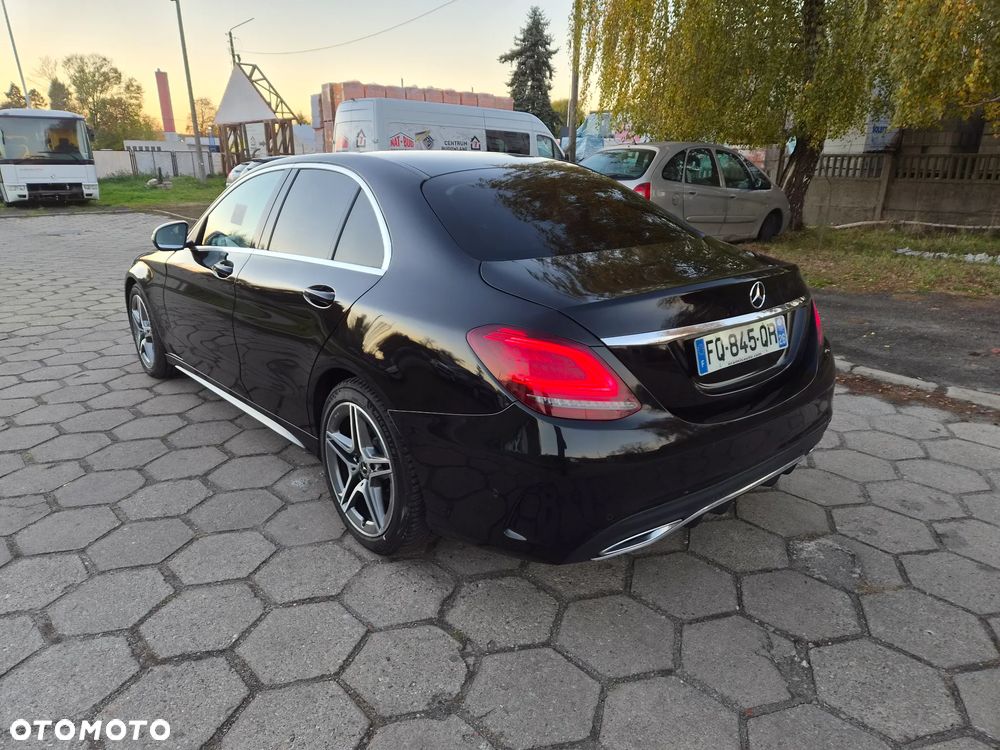 Mercedes-Benz C-Class 2020 photo 3
