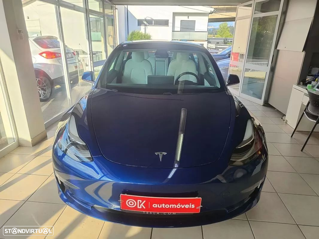 Tesla Model 3 - 5