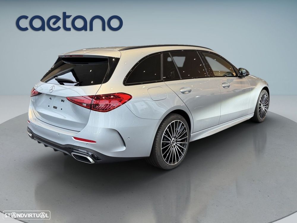 Mercedes-Benz C 300 de AMG Line - 8