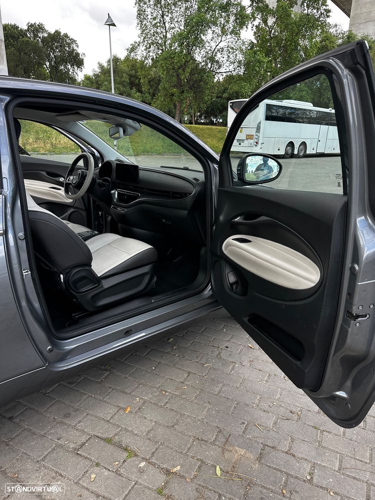 Fiat 500e C La Prima - 23