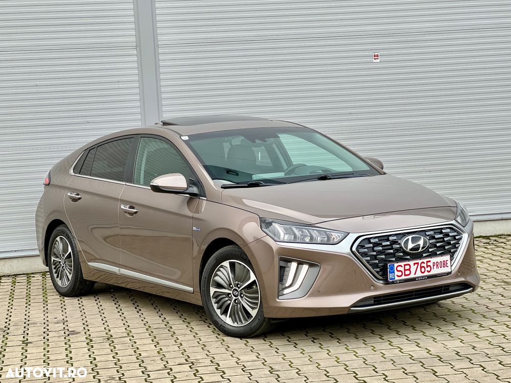 Hyundai IONIQ Plug-in-Hybrid 1.6 GDI Premium - 2