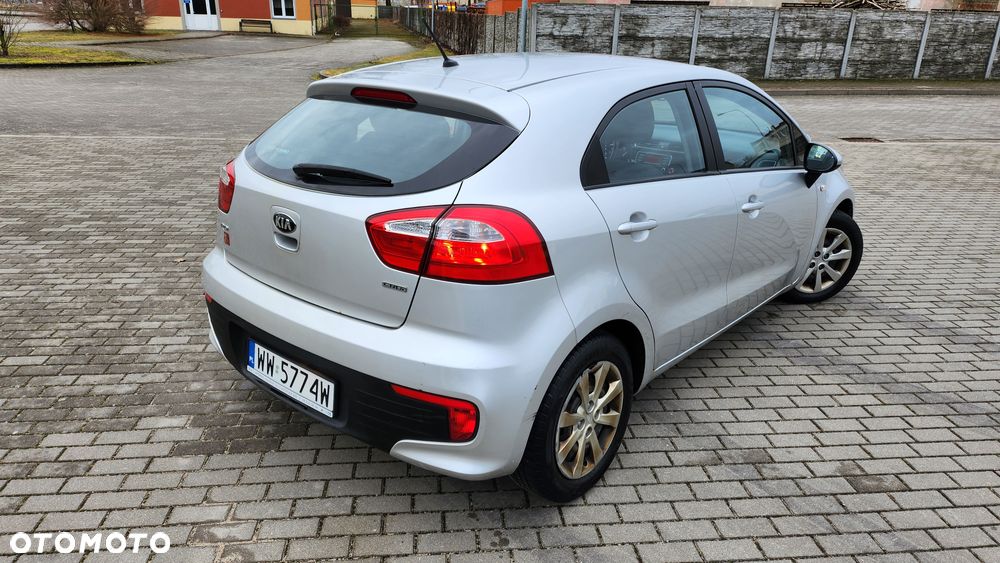 Kia Rio 1.4 crdi Business Line - 3