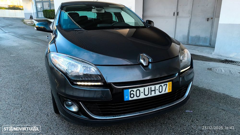 Renault Mégane ENERGY dCi 110 Start & Stop Bose Edition - 40