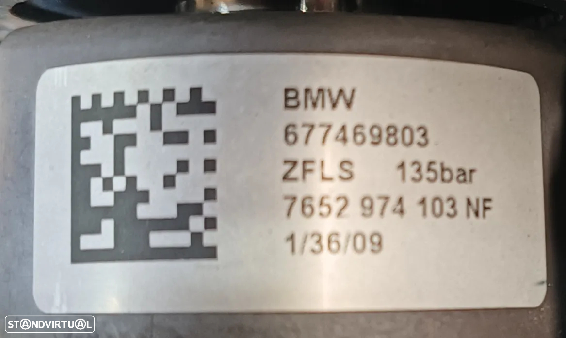 Bomba de direção assistida BMW E60 525D, 530D de 2009, referência 677469803. - 2