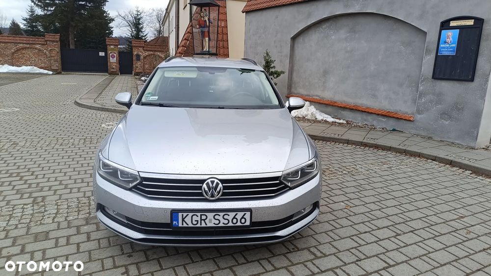 Volkswagen Passat Variant 1.6 TDI (BlueMotion Technology) Trendline - 4