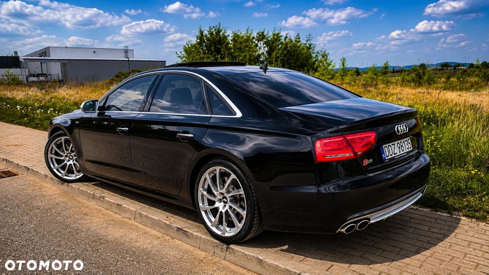 Audi S8 Plus 4.0 TFSI Quattro - 2