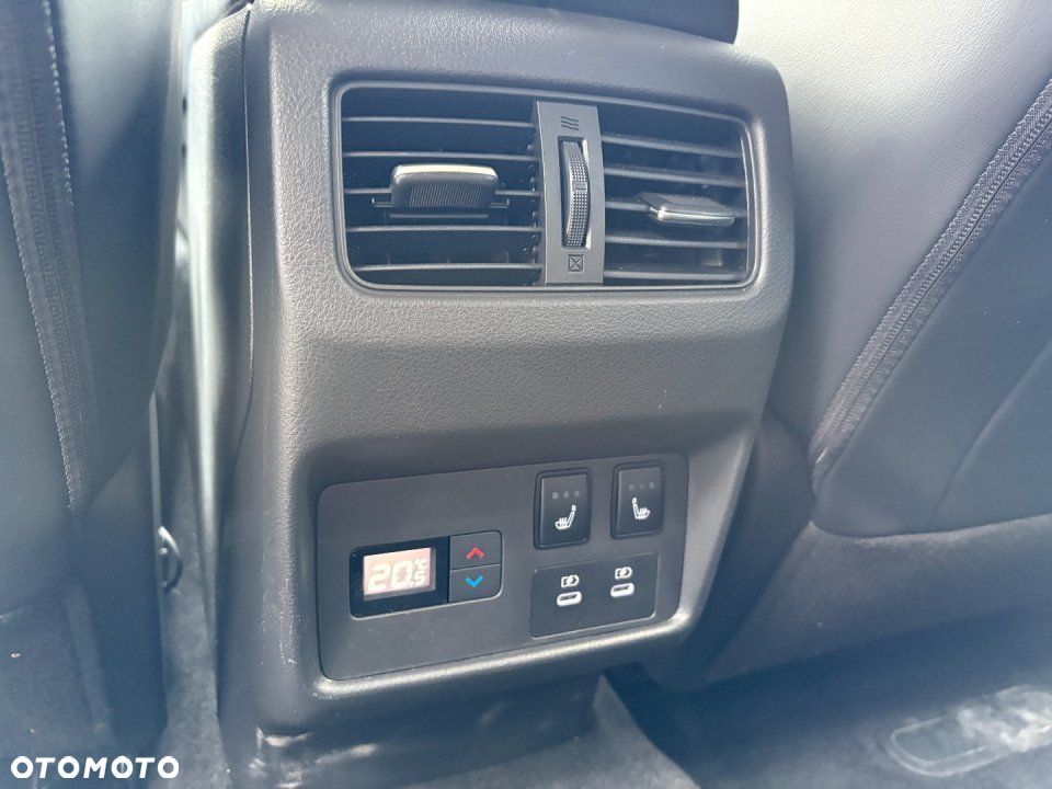 Nissan X-Trail - 10