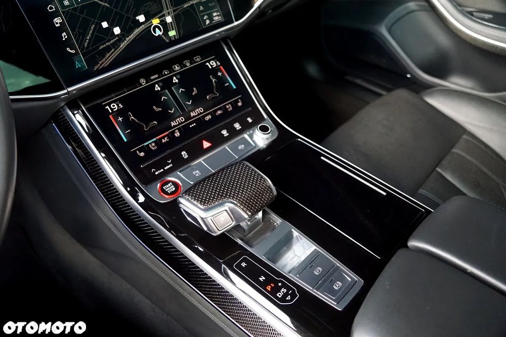 Audi S8 - 13