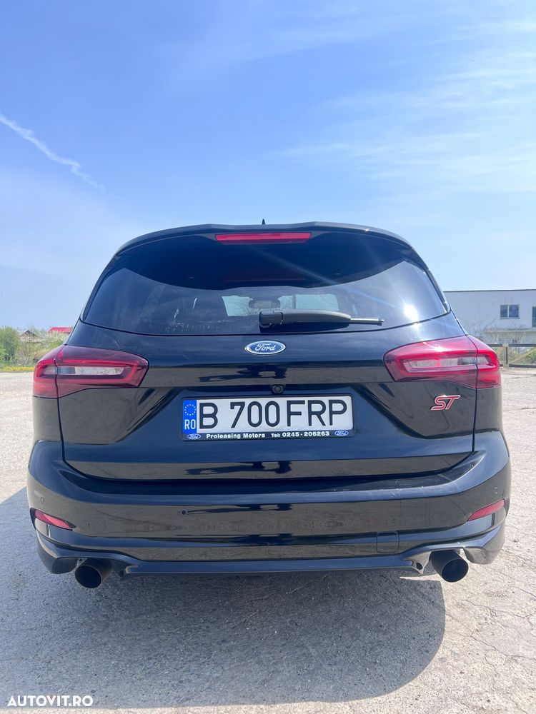 Ford Focus 2.3 EcoBoost S&S Aut. ST X - 7