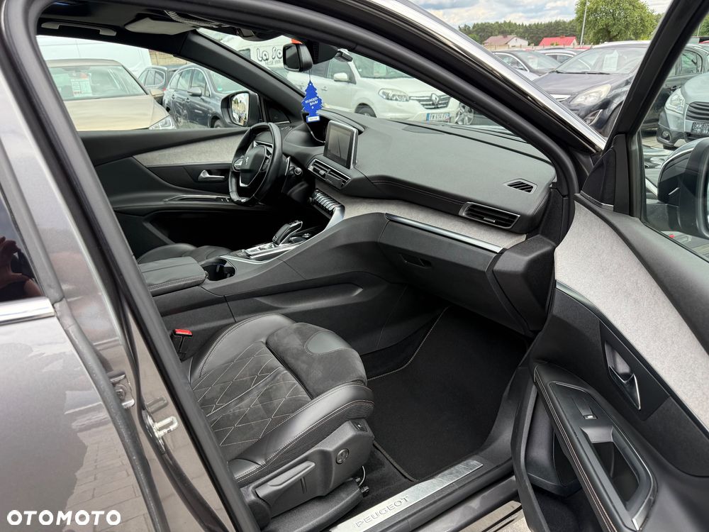 Peugeot 5008 BlueHDi 180 EAT8 GT Pack - 16