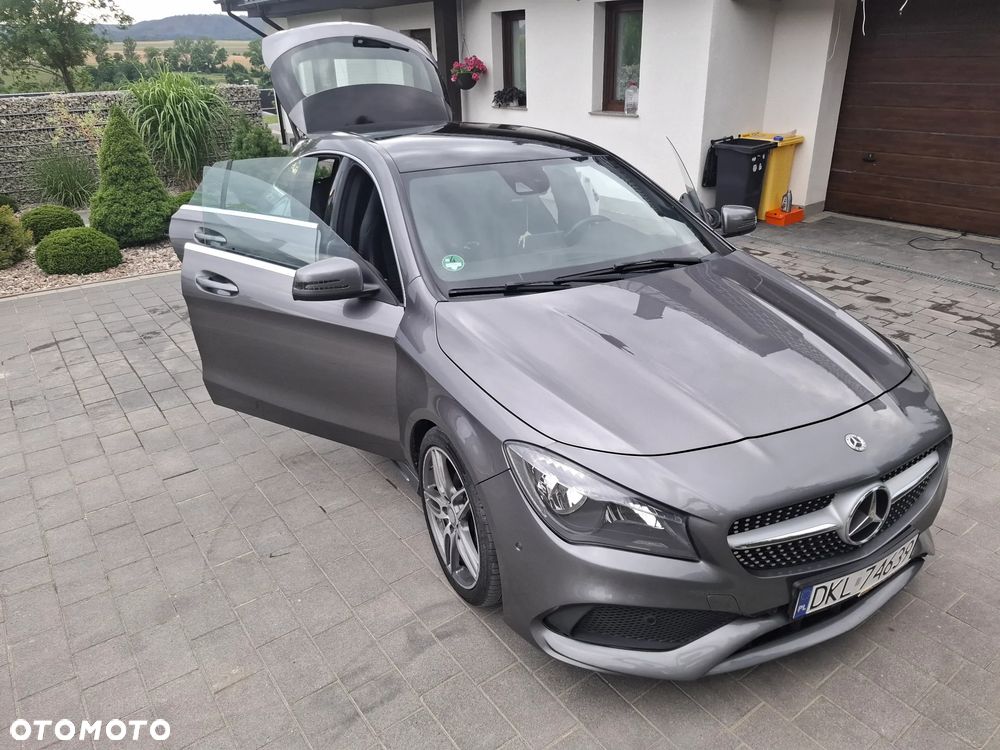 Mercedes-Benz CLA - 4