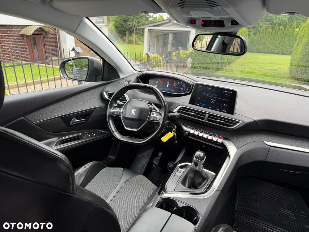 Peugeot 3008 HDi 150 Allure - 13