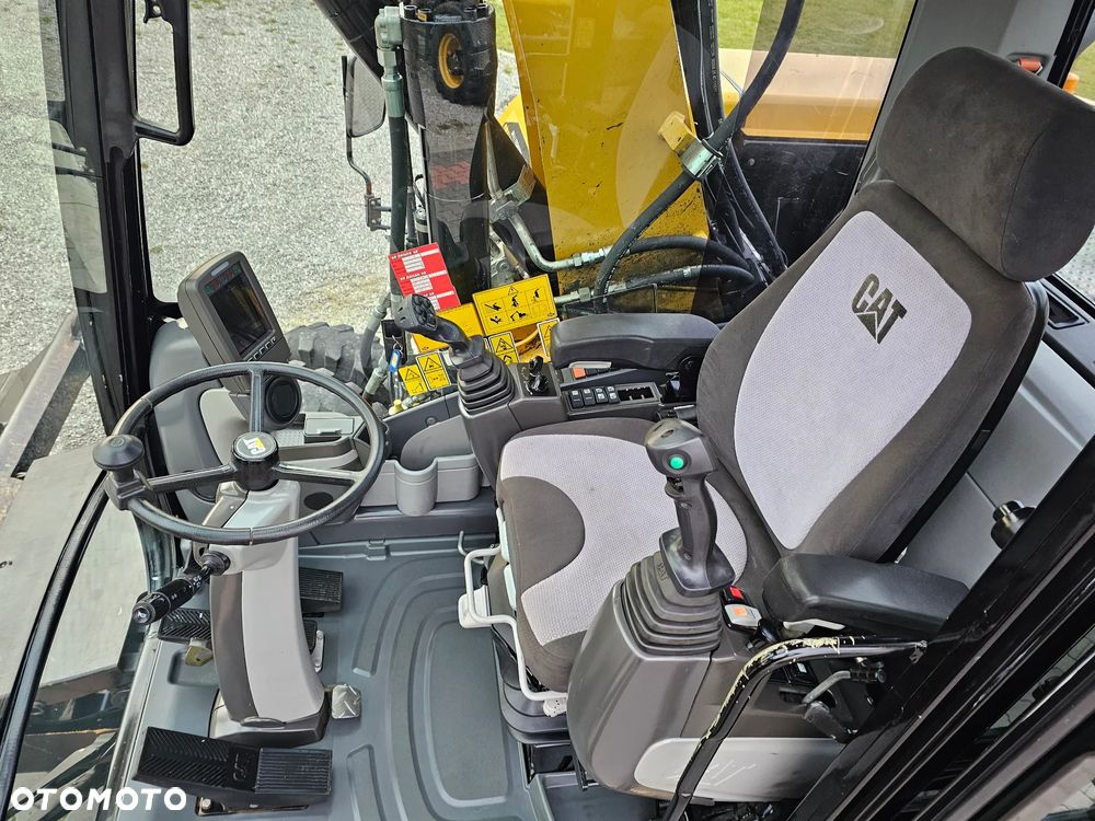 Caterpillar M 313 D - 8