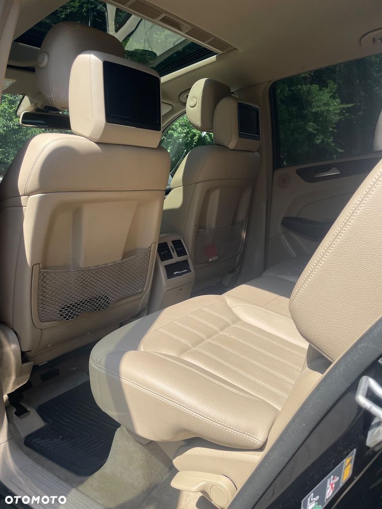 Mercedes-Benz GL 350 BlueTEC 4-Matic - 6
