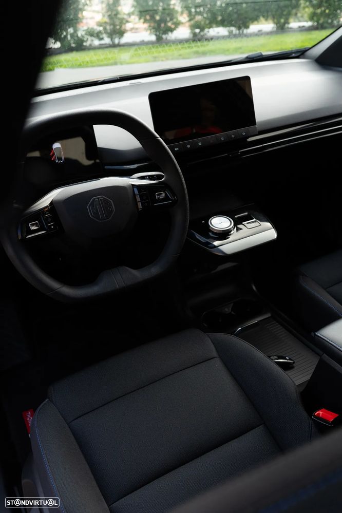 MG MG4 51 kWh Standard - 8