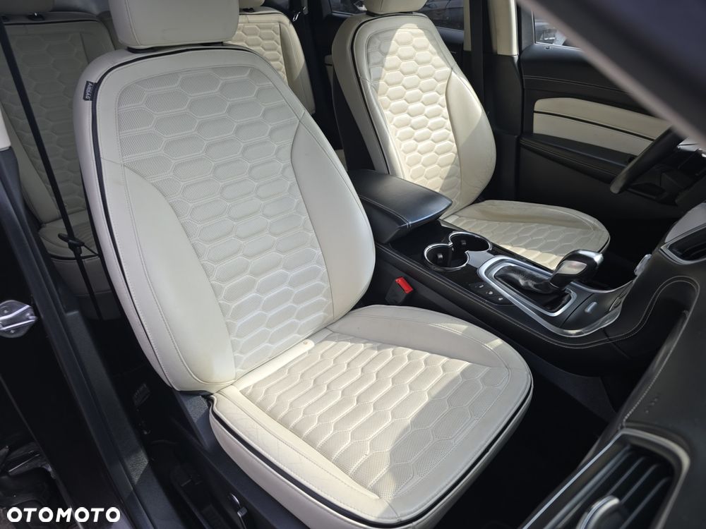 Ford Edge 2.0 EcoBlue Bi-Turbo 4x4 Vignale - 31