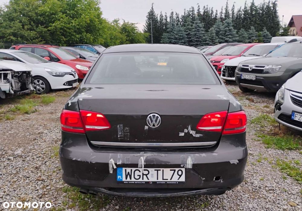 Volkswagen Passat - 20