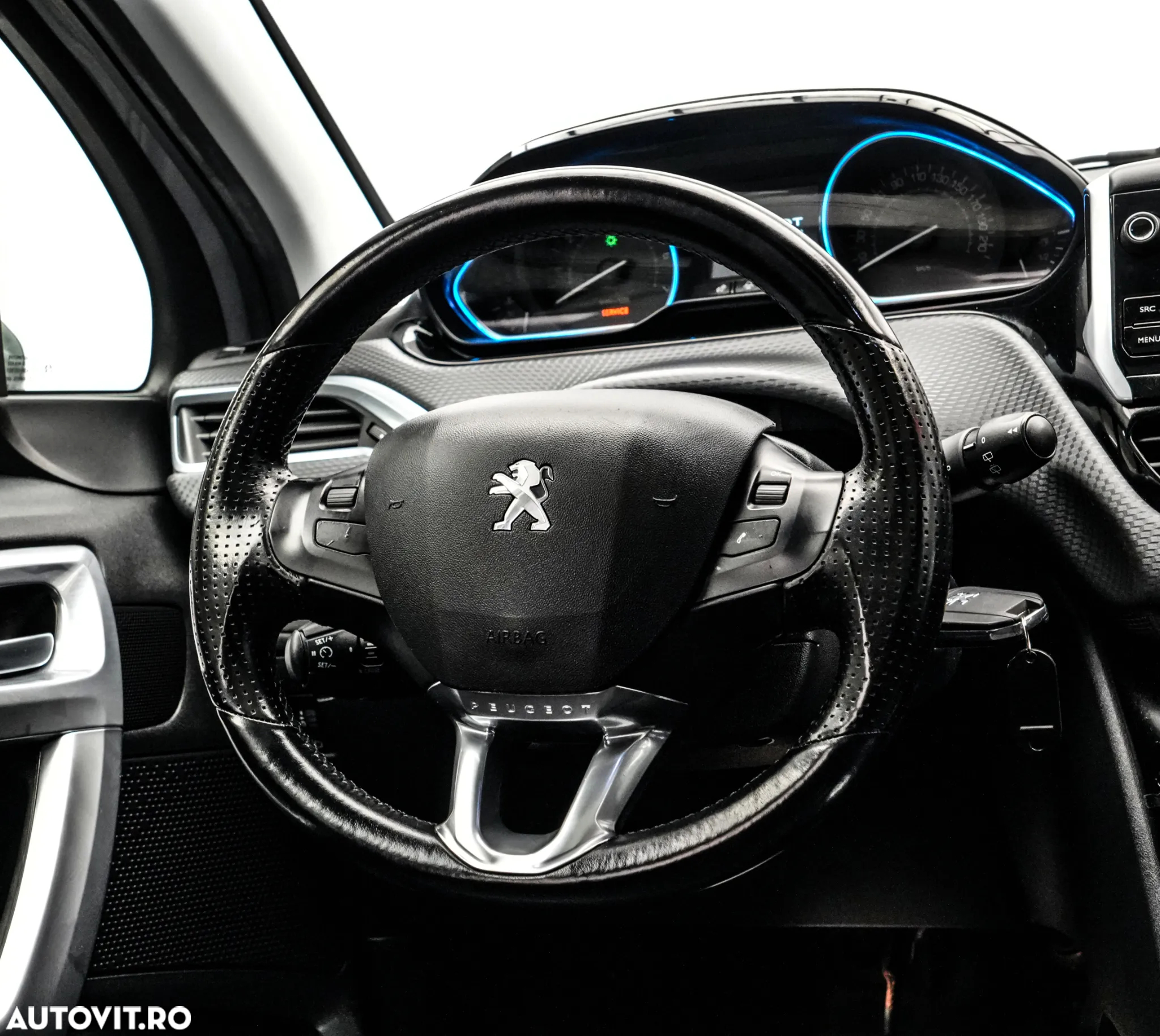 Peugeot 2008 1.2 PureTech Turbo EAT6 S&S Allure - 18