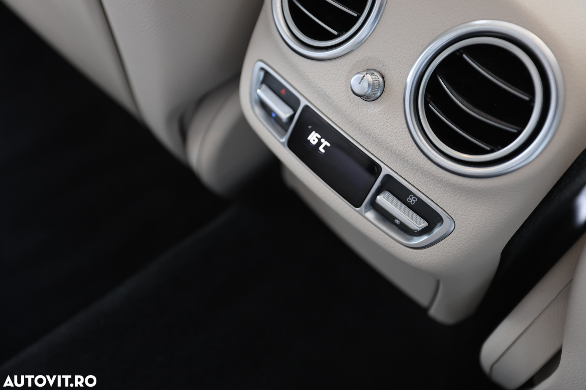 Mercedes-Benz E 300 9G-TRONIC Avantgarde - 12