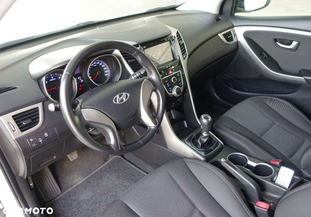 Hyundai i30 - 11